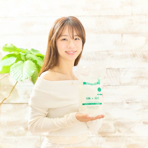 話題のエプソムソルトにビタミンCを配合した、エプソムCソルト